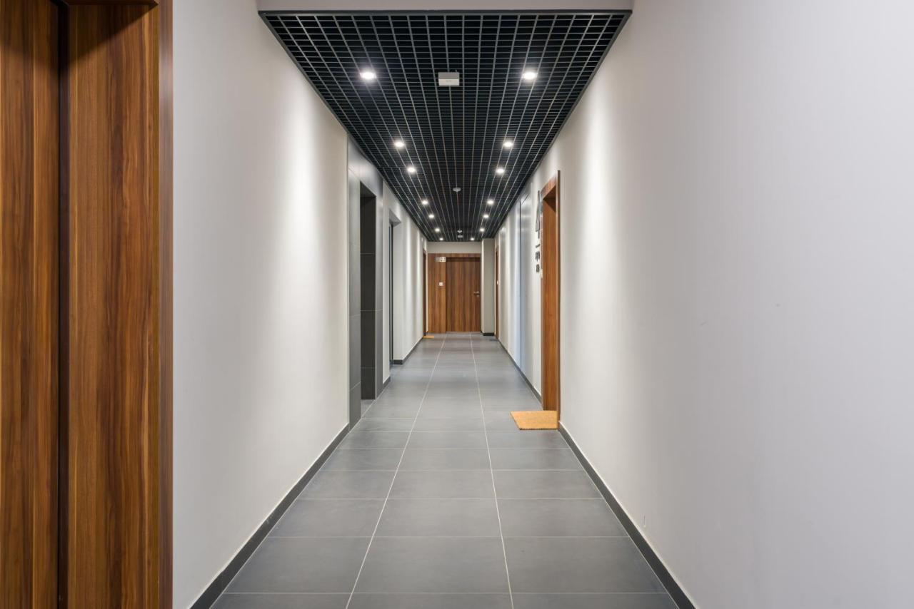 Apartament Black & White Mostowa By Renters พอซนาน ภายนอก รูปภาพ